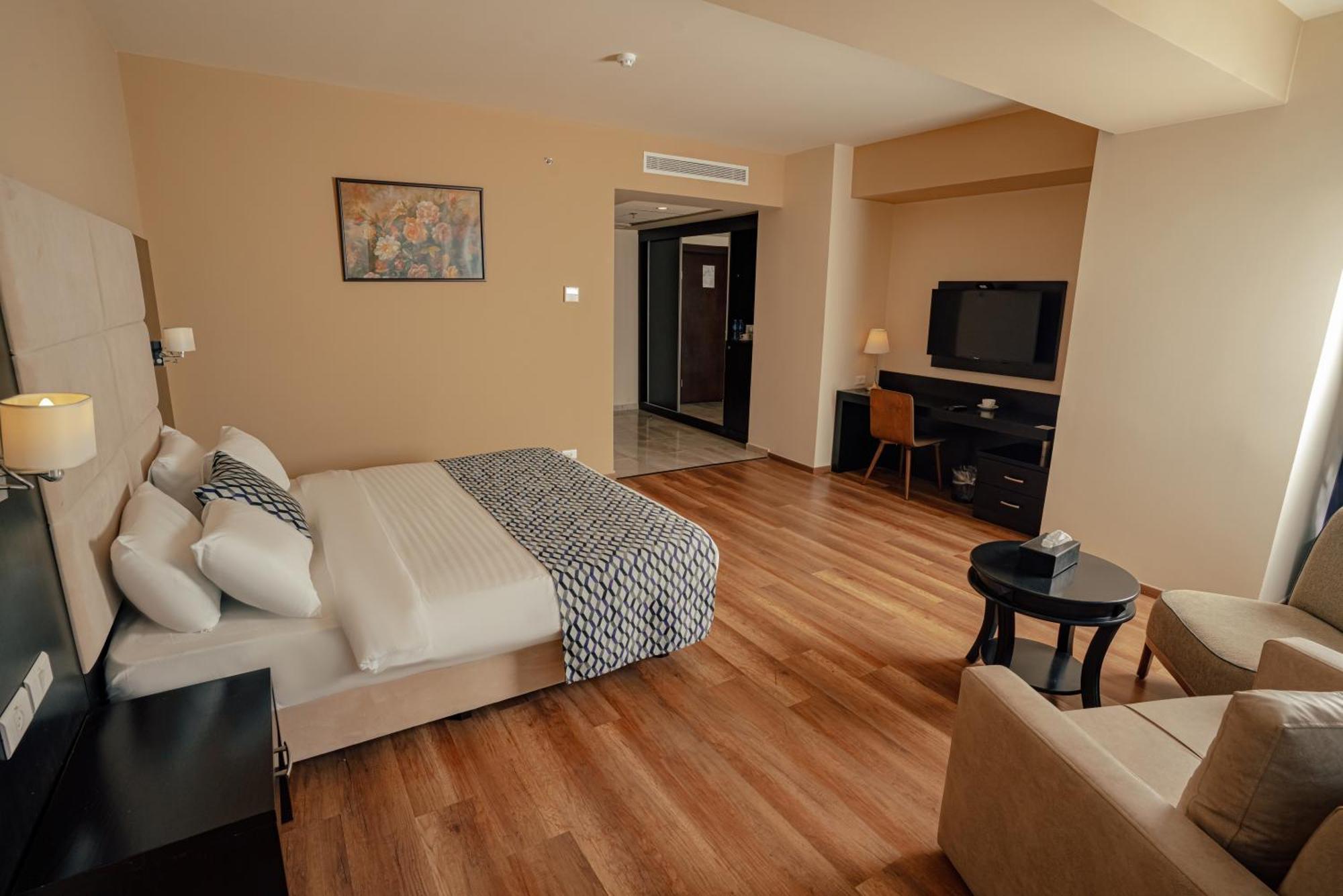 Carmel Hotel Рамалла Экстерьер фото